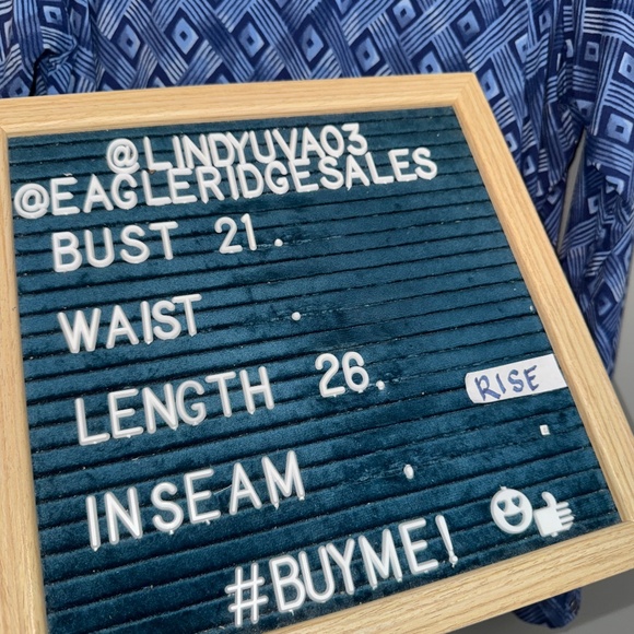 EUC J. McLaughlin Jana Long Sleeve Top in Blue Geometric Print Size Large - Picture 7 of 7